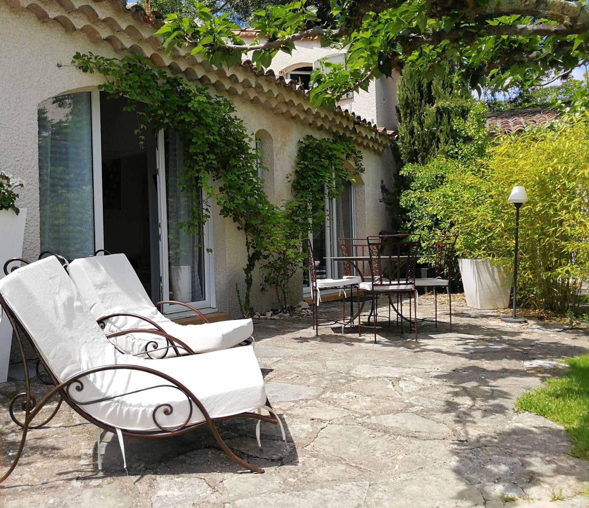 La Bastide Des Muriers Deaux Kültér fotó